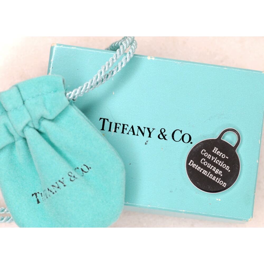 Vintage TIFFANY & CO Sterling Silver Hero Conviction Courage Padlock Tag Charm